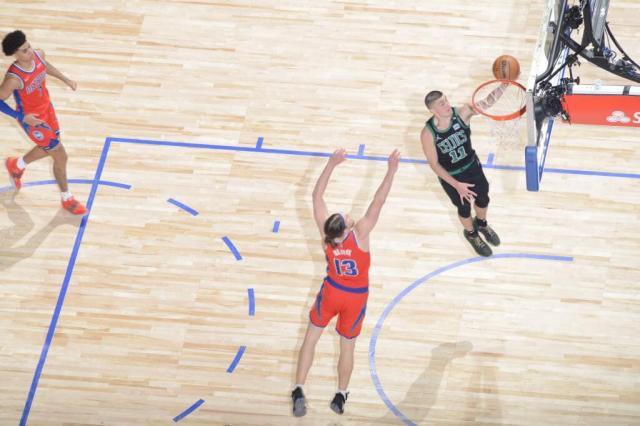 开云-12战11胜继续高歌！绿军的第八人轮换抢滩登陆