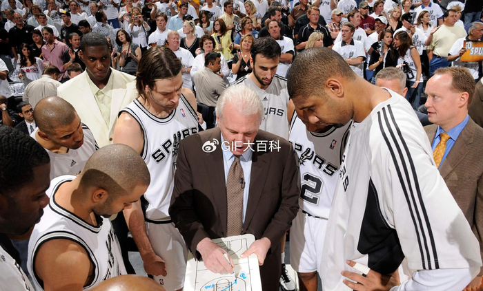 开云注册入口-太罕见！从替补打成巨星，NBA78年仅6人！吉诺比利4冠+绝境斩魔|马努·吉诺比利|马刺|蒂姆·邓肯|托尼·帕克|圣安东尼奥马刺队_新浪体育_新浪新闻