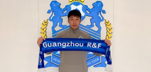 开云体育下载网址-广州城官宣门将周煜辰加盟：3年期合同 披23号球衣